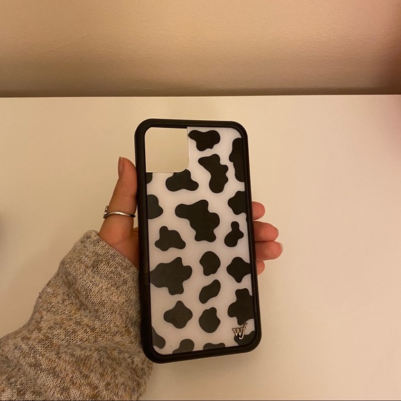 iphone 11 pro max wildflower cow print case - Picture 1 of 4